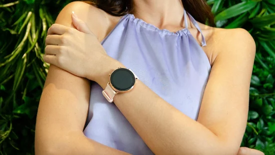 Are smartwatches replacing classic watches? Key differences and top 5 picks across price points